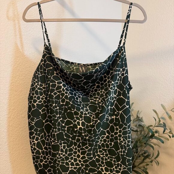 Worthington Tops - Green Satin Cowl Neck Cami – Worthington, Size Large